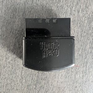 PS2 * For Parts *  Dongle Guitar Hero Kramer Striker 89119.806 * Non Working*